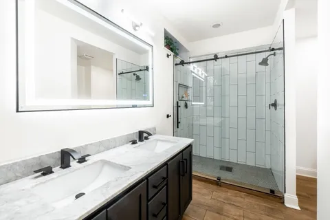 $674,900 | 1425 West Fillmore Street, Unit 1, Chicago, IL 60607