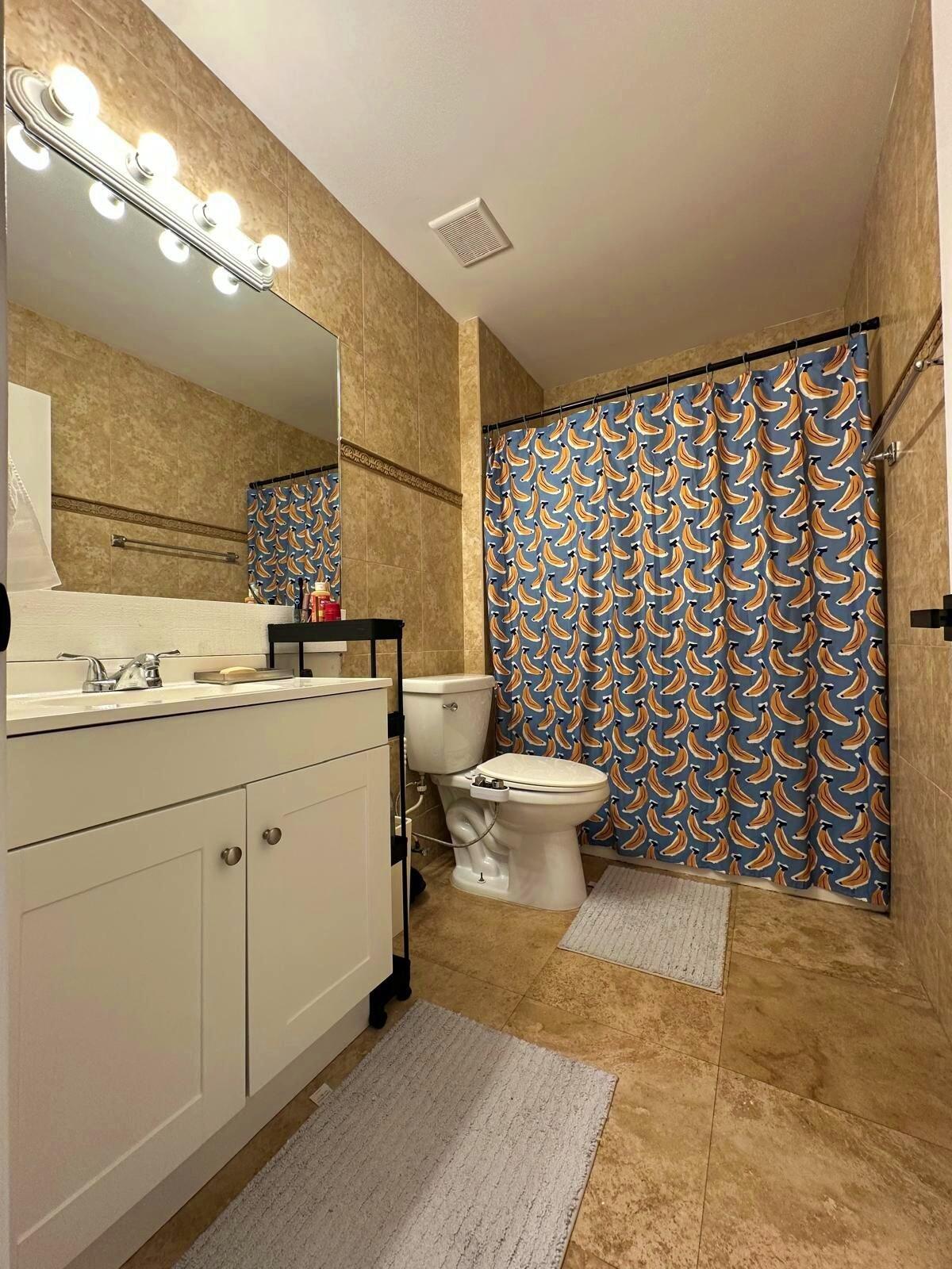 22449 Middletown Drive Boca Raton, FL 33428 - Photo 16 of 22 2.Banyo