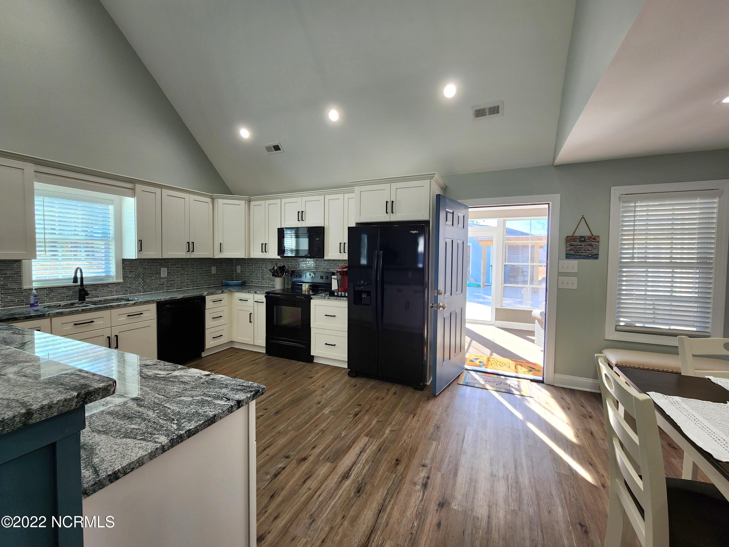 594 Breezy Banks Road Roper, NC 27970 - Photo 9 of 63 20221201_115831