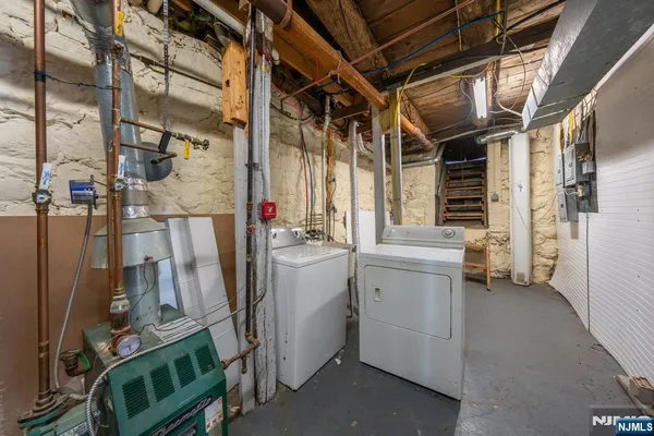 $879,000 | 468 Hamburg Turnpike, West Milford, NJ 07480