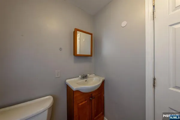 $879,000 | 468 Hamburg Turnpike, West Milford, NJ 07480