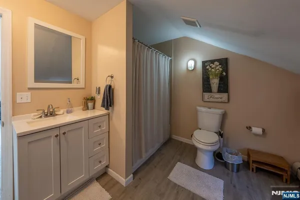 $879,000 | 468 Hamburg Turnpike, West Milford, NJ 07480