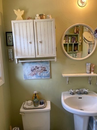 11 Donna Road Chelmsford, MA 01824 - Photo 12 of 20 Gallery Image 12