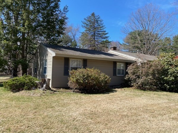 11 Donna Road Chelmsford, MA 01824 - Photo 3 of 20 Gallery Image 3