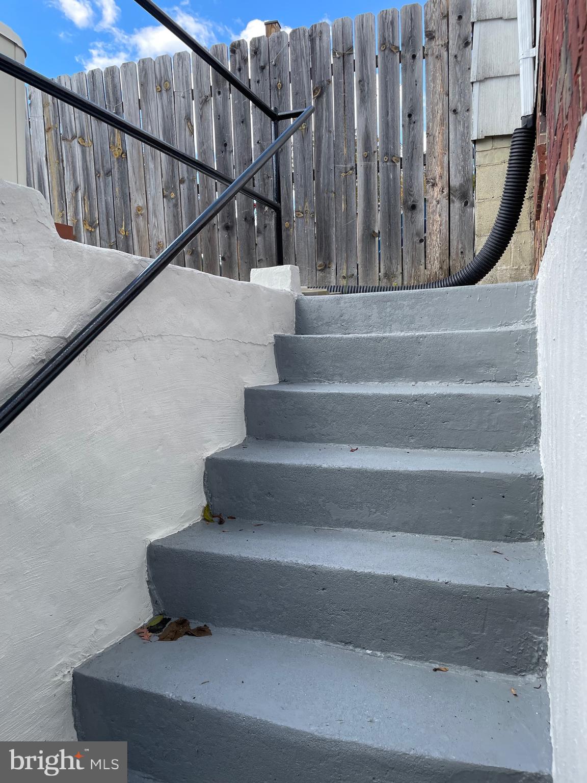 136 Old Enterprise Road, Unit 131 Upper Marlboro, MD 20774 - Photo 30 of 36 a view of entryway