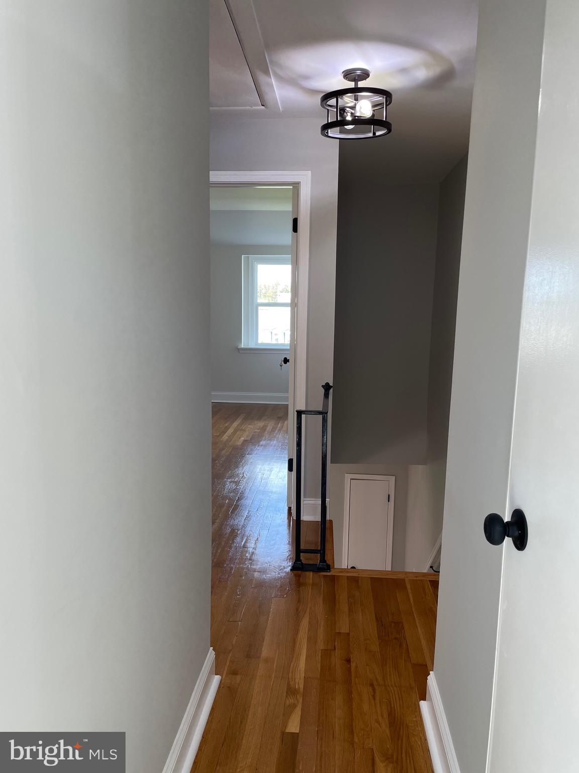 136 Old Enterprise Road, Unit 131 Upper Marlboro, MD 20774 - Photo 6 of 36 a view of empty room with wooden floor