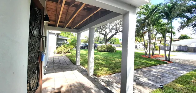 $739,000 | 410 Southwest 10th Street, Fort Lauderdale, FL 33315