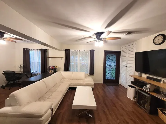 $739,000 | 410 Southwest 10th Street, Fort Lauderdale, FL 33315