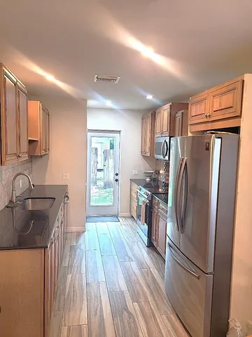 $739,000 | 410 Southwest 10th Street, Fort Lauderdale, FL 33315