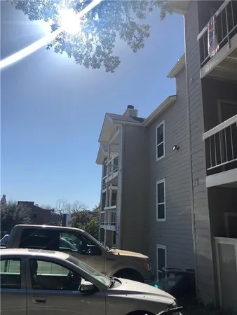 $1,550 | 114 East 31st Street, Unit 204, Austin, TX 78705