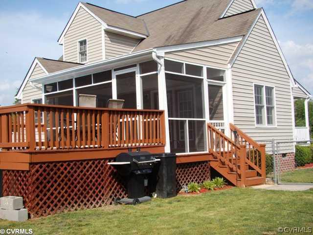 10862 Squirrel Level Road Petersburg, VA 23803 - Photo 2 of 12 Exterior Back