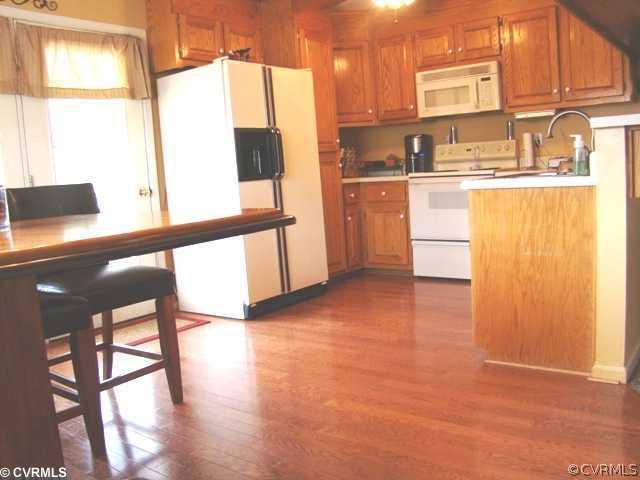 10862 Squirrel Level Road Petersburg, VA 23803 - Photo 6 of 12 Kitchen