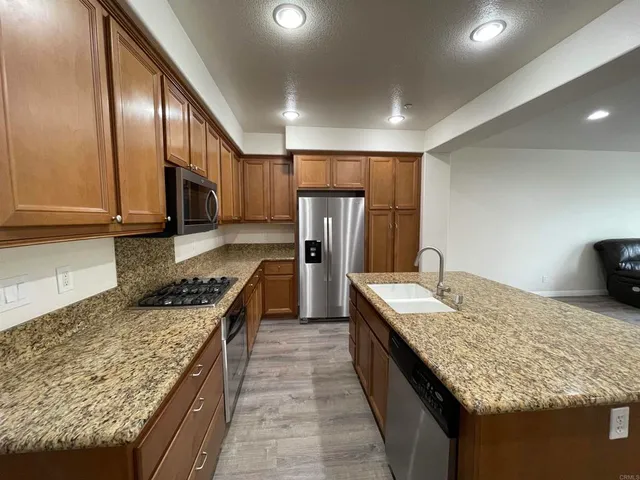 $3,750 | 2208 Pasadena Court, Chula Vista, CA 91915