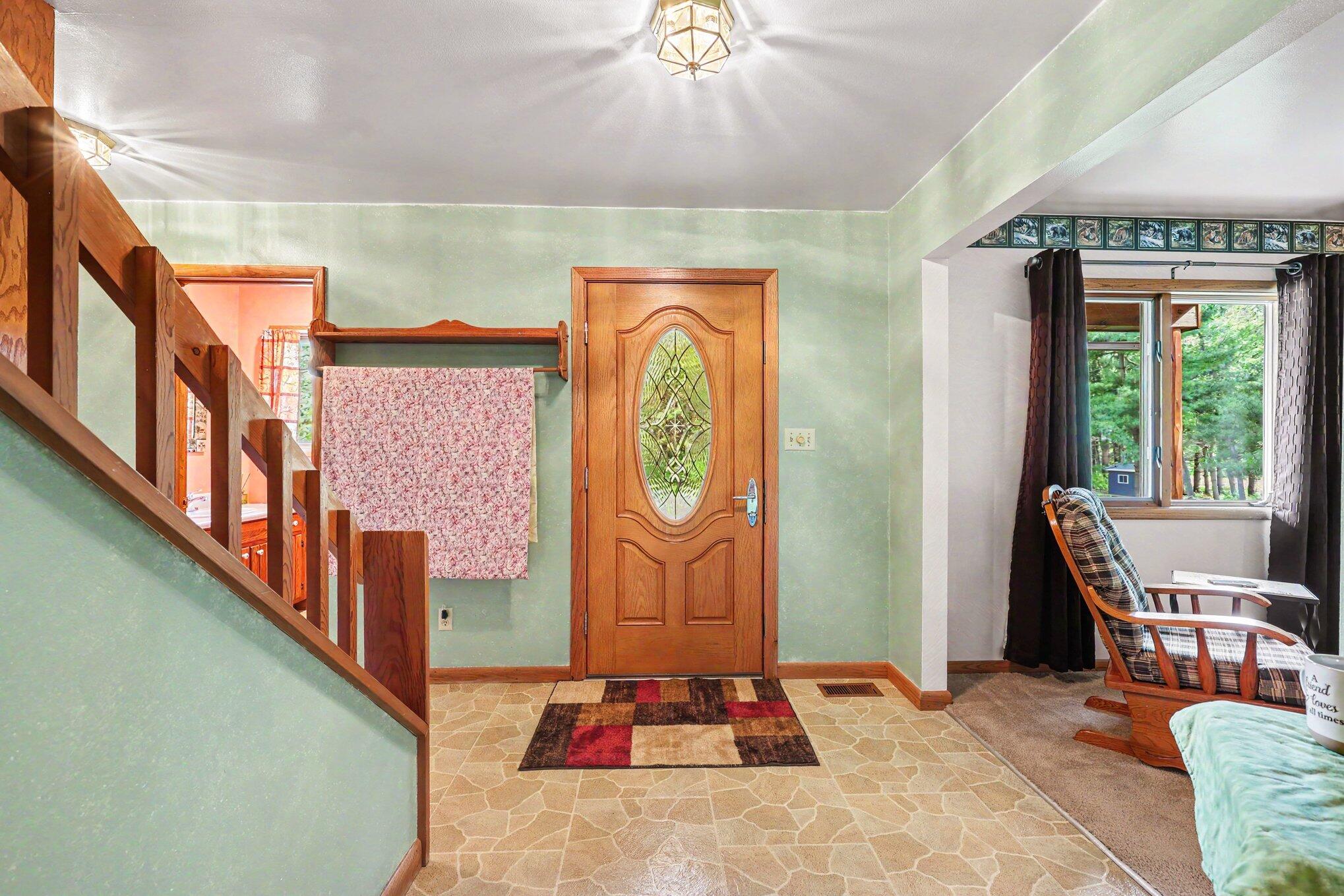 5688 West Waters Road Ann Arbor, MI 48103 - Photo 15 of 47 Foyer - 5688 W Waters Rd