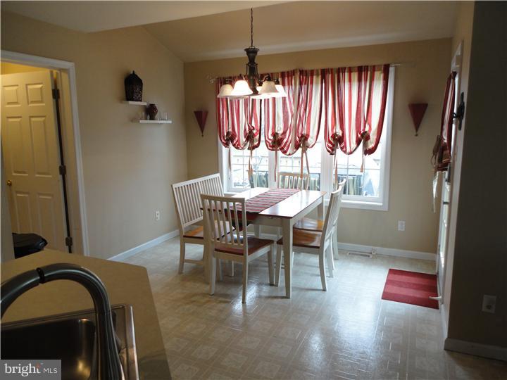 205 New Furnace Road Nottingham, PA 19362 - Photo 4 of 17 Breakfast Room