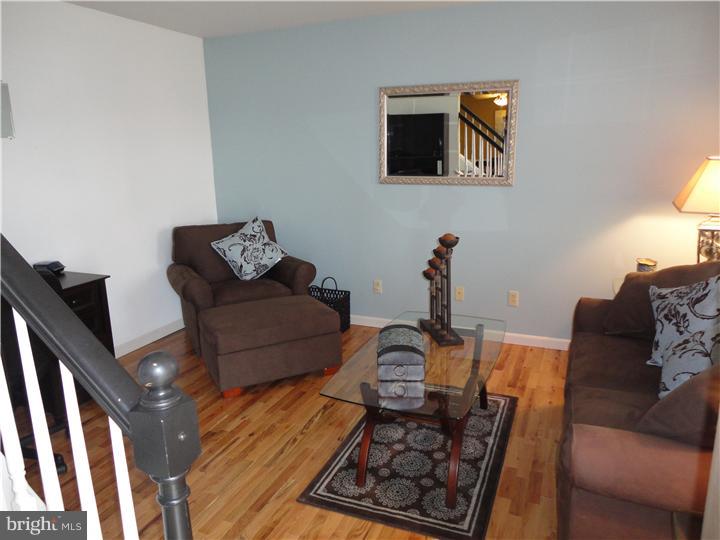 205 New Furnace Road Nottingham, PA 19362 - Photo 6 of 17 Living Room