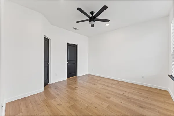 $285,000 | 305 Paso Fino Drive, Alvin, TX 77511