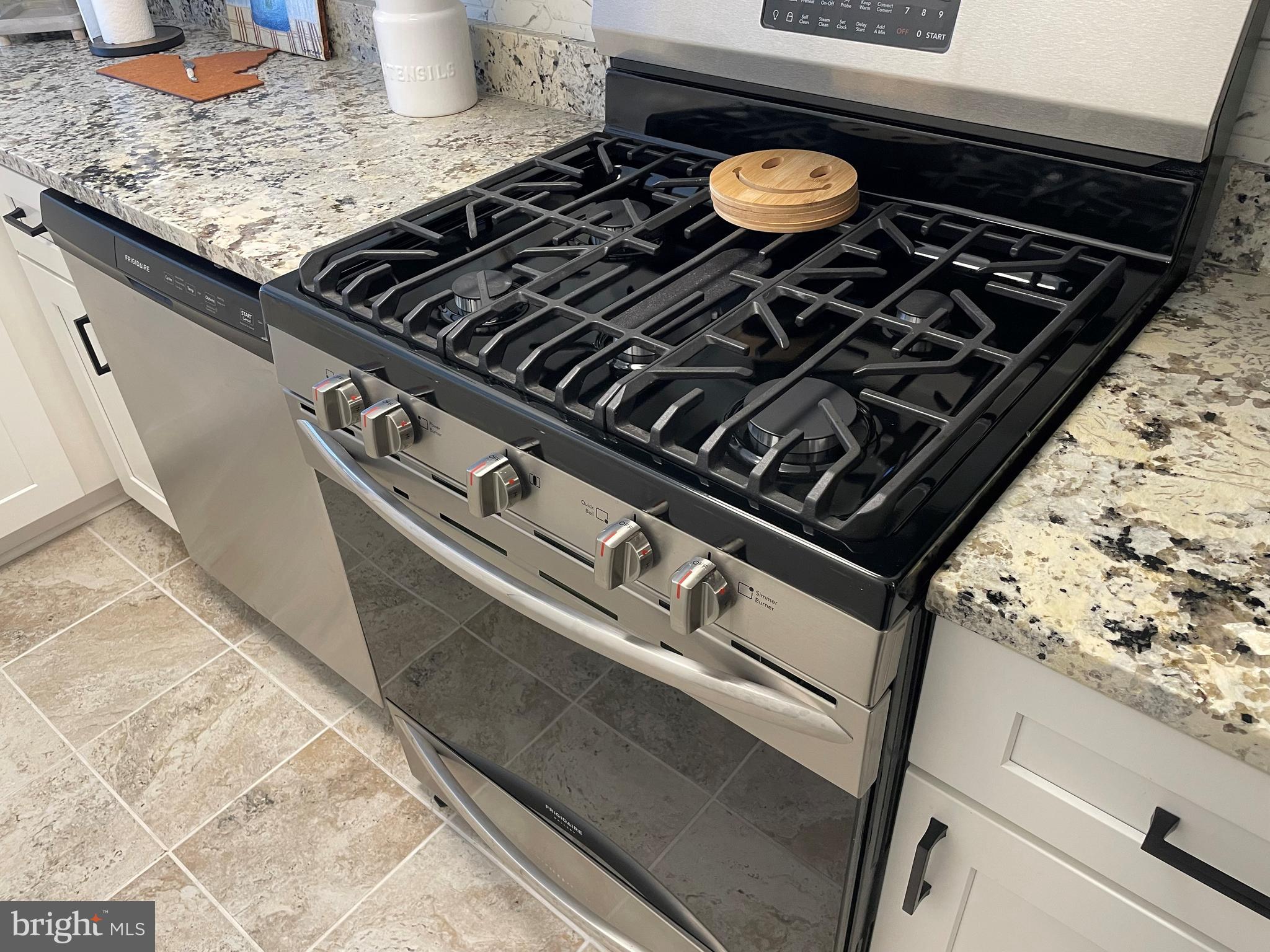 2606 Tunlaw Road Northwest, Unit 1 Washington, DC 20007 - Photo 13 of 22 Gas Cooking