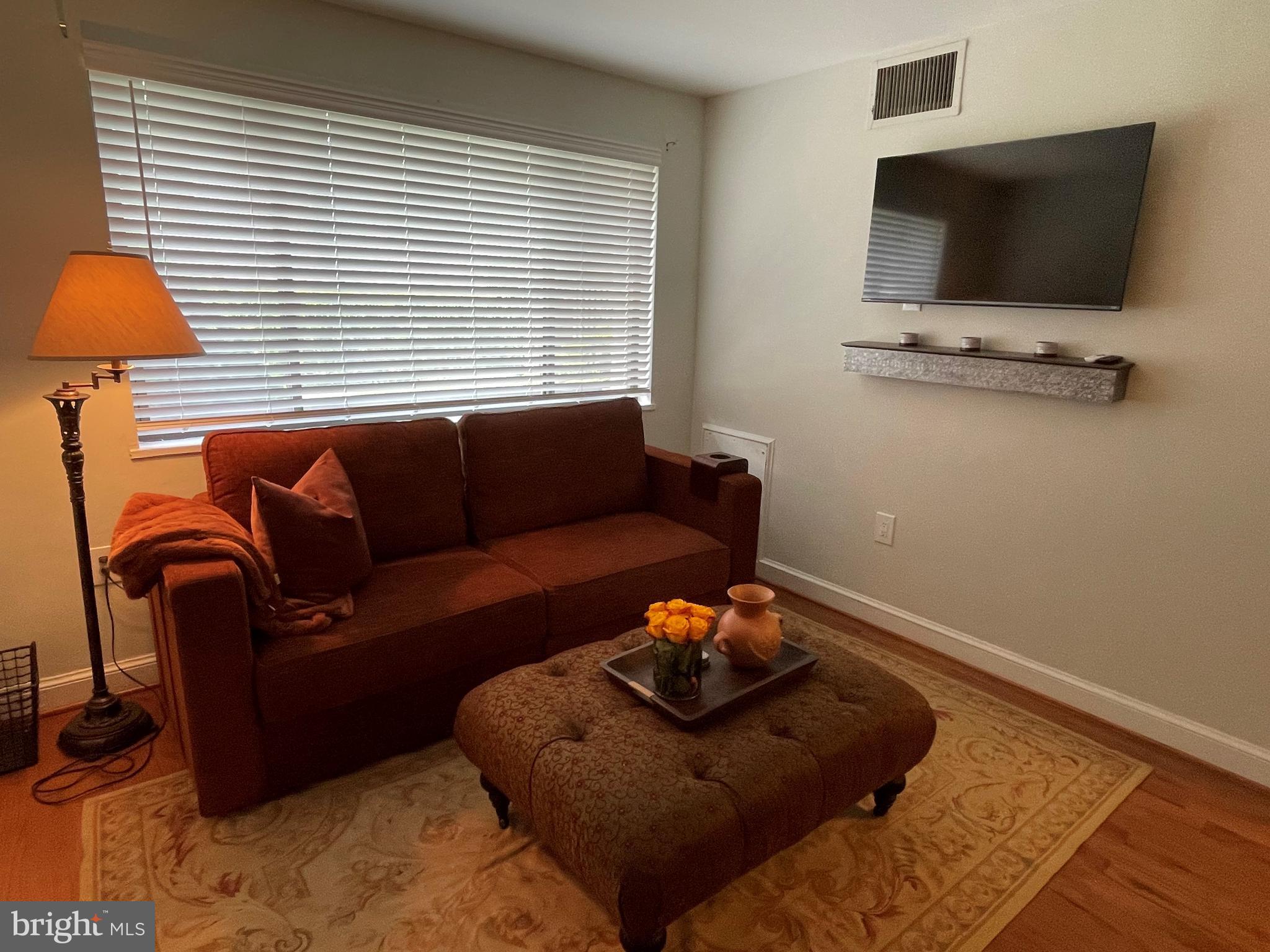 2606 Tunlaw Road Northwest, Unit 1 Washington, DC 20007 - Photo 7 of 22