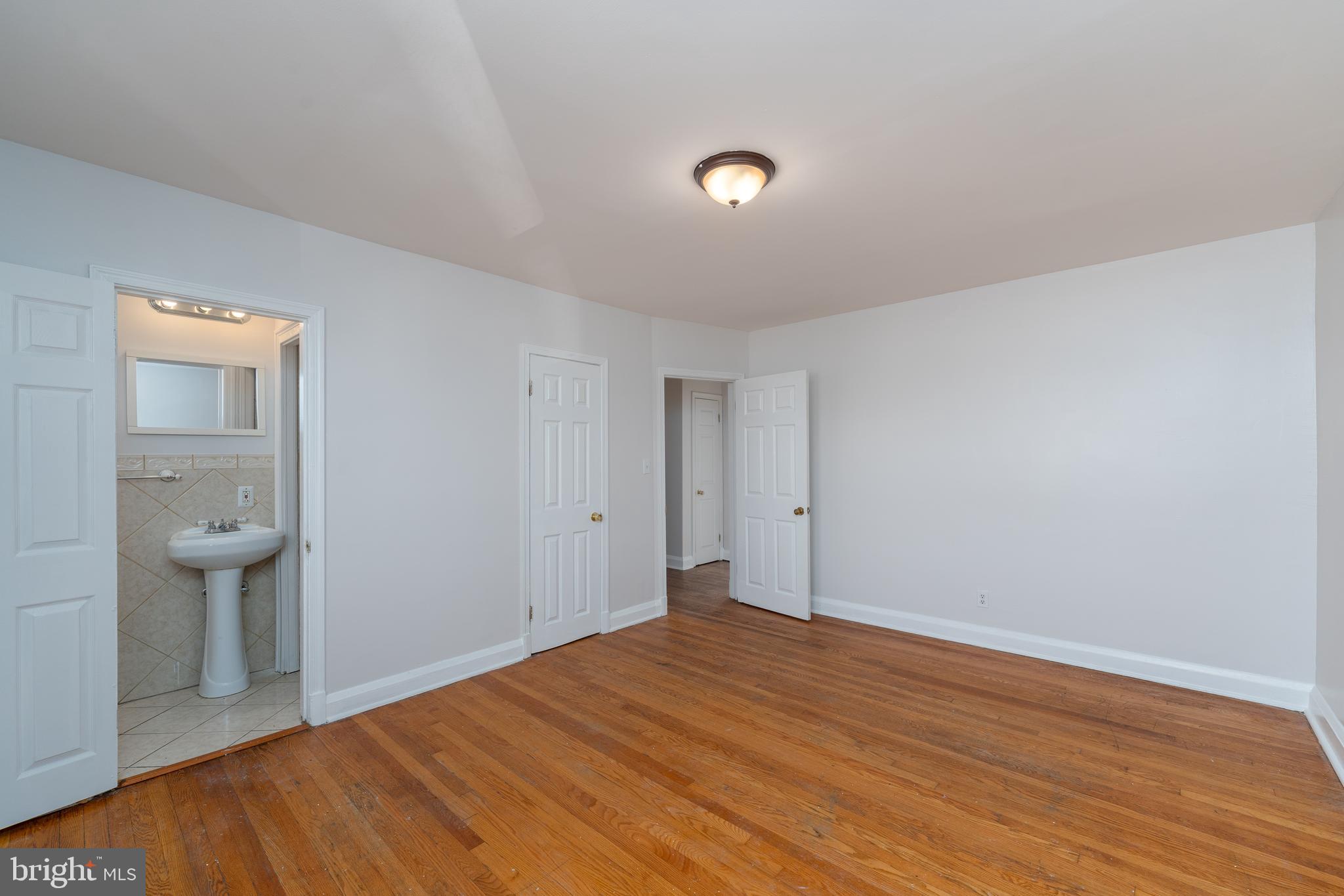 1525 Kingsway Road Baltimore, MD 21218 - Photo 16 of 28
