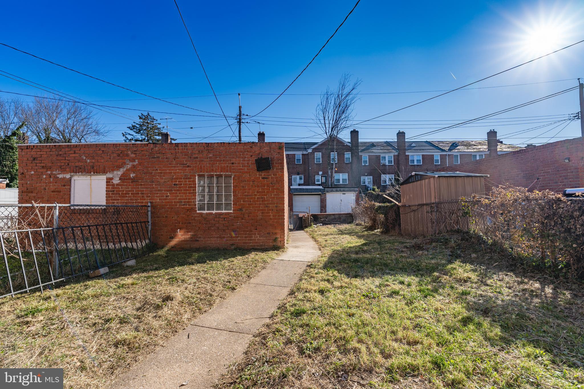1525 Kingsway Road Baltimore, MD 21218 - Photo 26 of 28