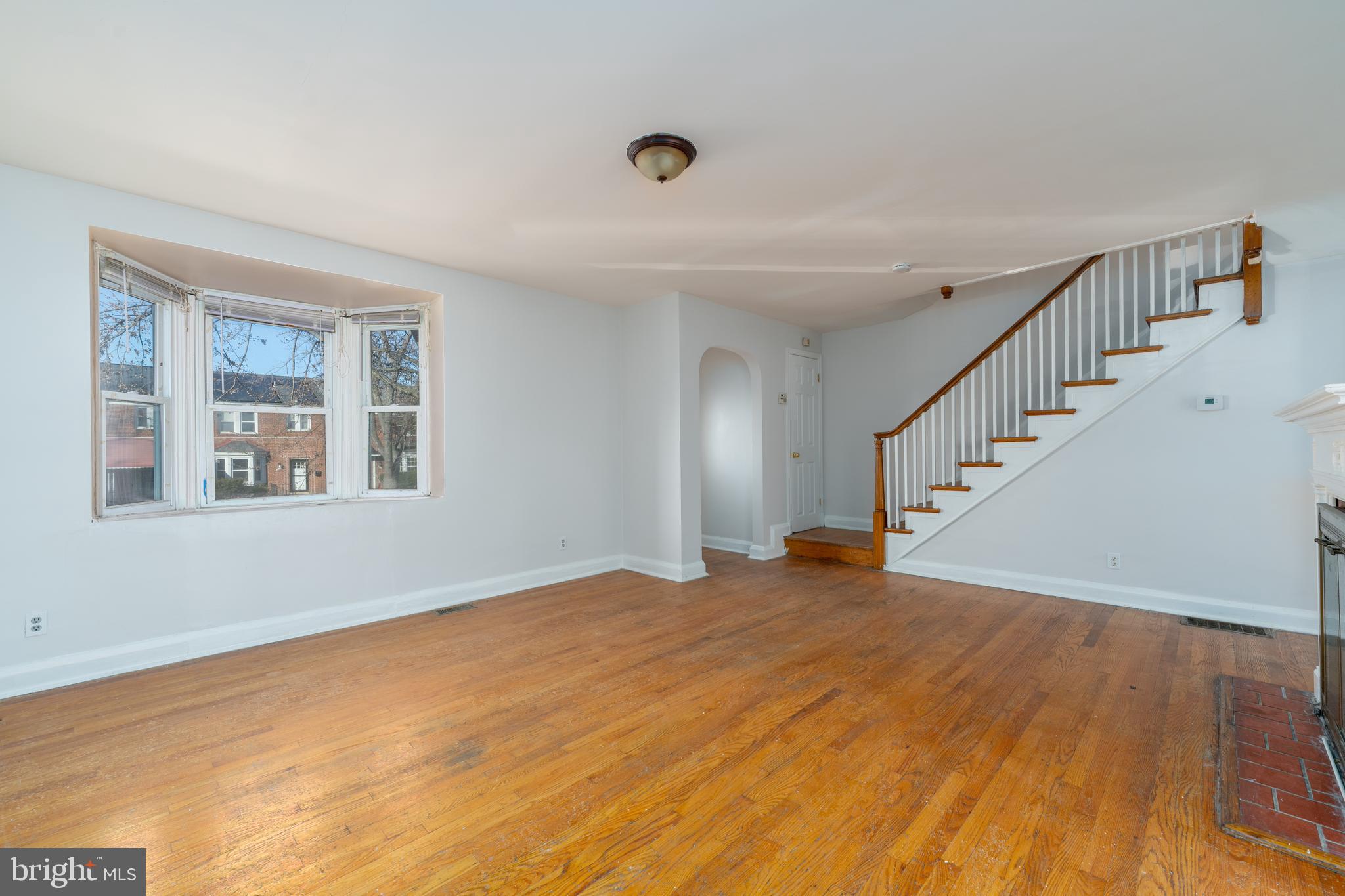 1525 Kingsway Road Baltimore, MD 21218 - Photo 6 of 28