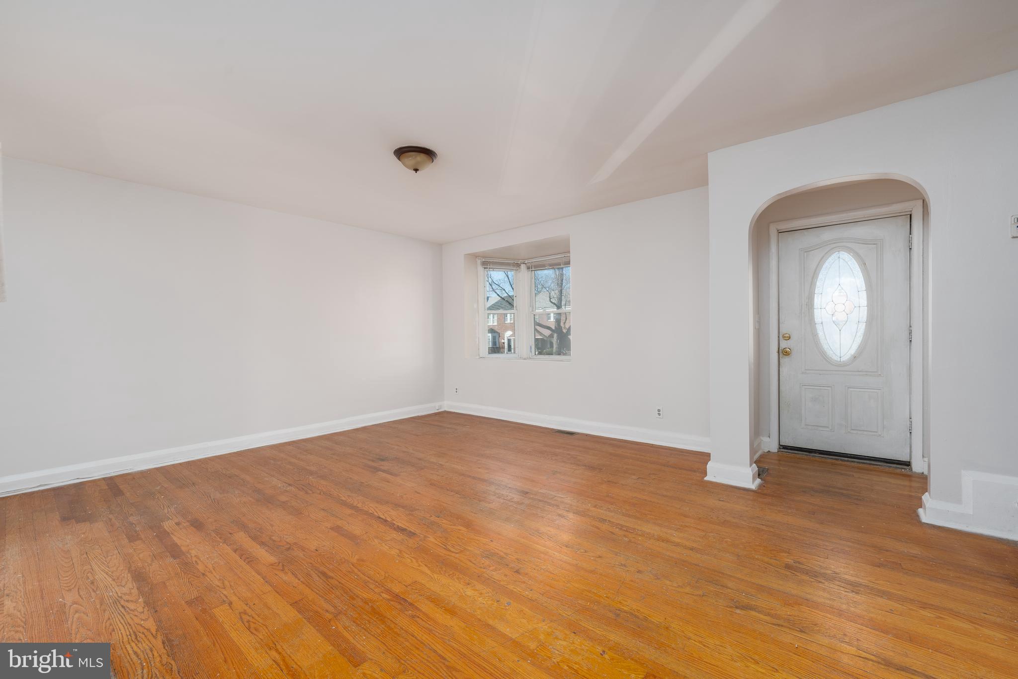 1525 Kingsway Road Baltimore, MD 21218 - Photo 7 of 28