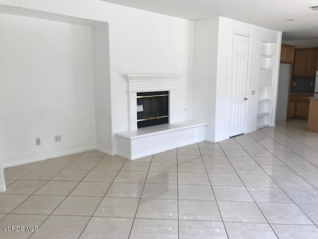 1511 Hidden Ranch Drive Simi Valley, CA 93063 - Photo 3 of 27 an empty room with windows