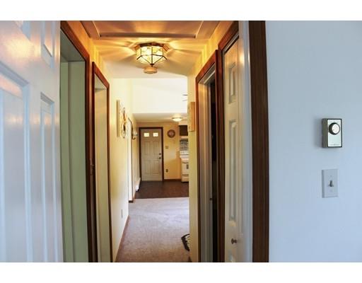 137 Freeman Road Charlton, MA 01507 - Photo 17 of 27