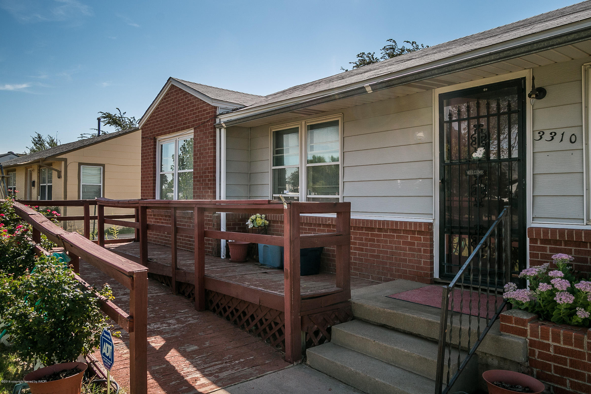 3310 Martin Road Amarillo, TX 79107 - Photo 19 of 19 002_Front Porch