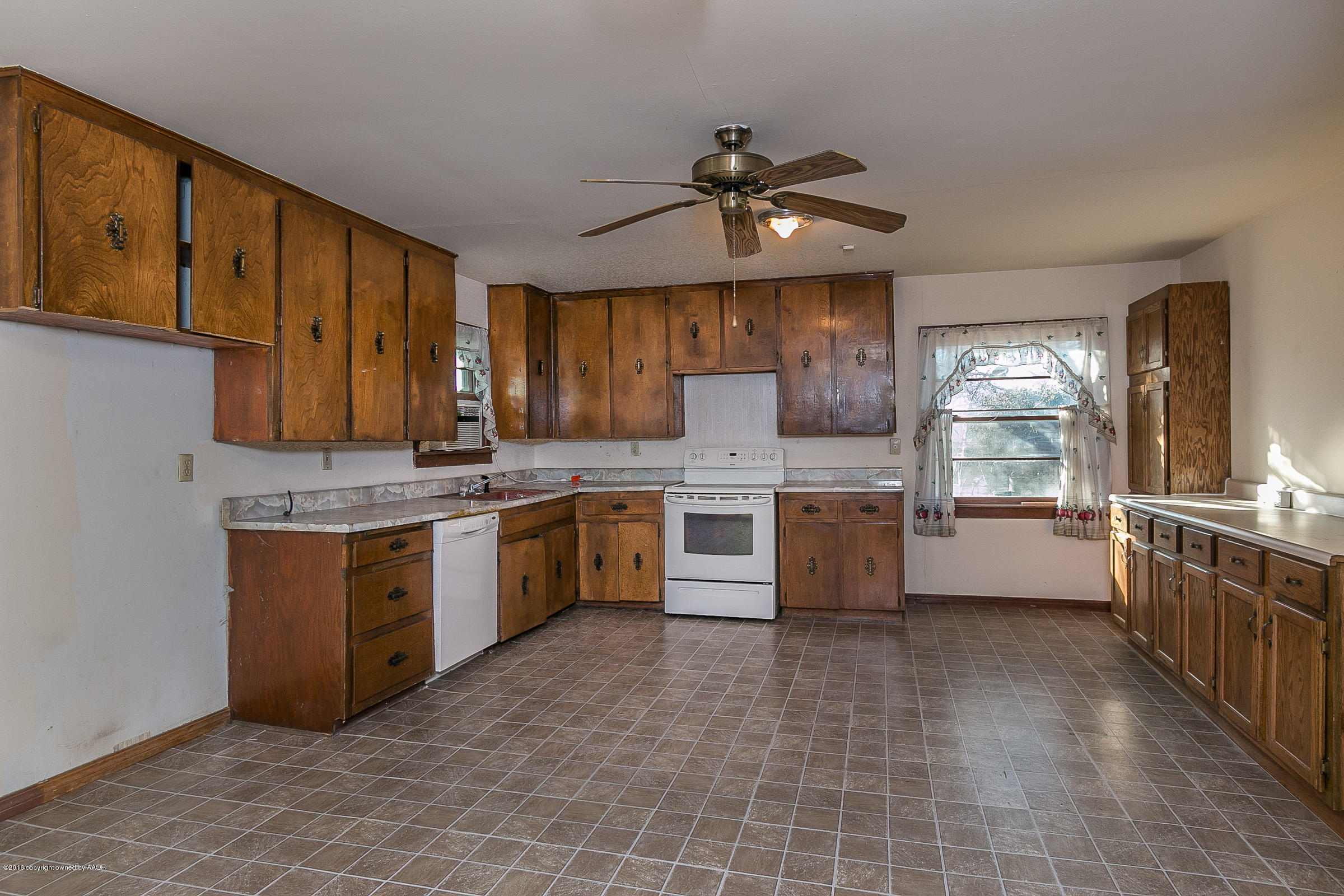 3310 Martin Road Amarillo, TX 79107 - Photo 3 of 19 34497218