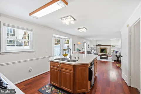 $799,999 | 7212 Grinnell Drive, Derwood, MD 20855