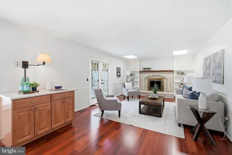 $799,999 | 7212 Grinnell Drive, Derwood, MD 20855