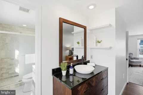 $799,999 | 7212 Grinnell Drive, Derwood, MD 20855