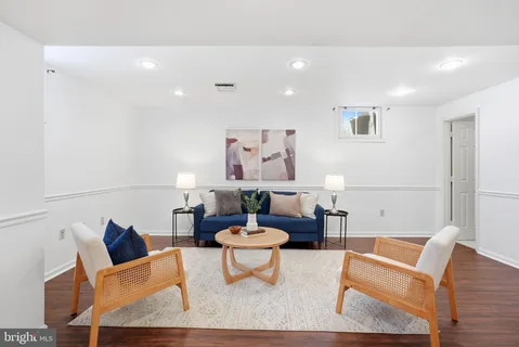 $799,999 | 7212 Grinnell Drive, Derwood, MD 20855