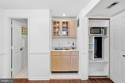 $799,999 | 7212 Grinnell Drive, Derwood, MD 20855