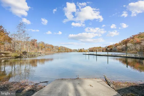 $799,999 | 7212 Grinnell Drive, Derwood, MD 20855