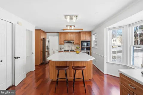 $799,999 | 7212 Grinnell Drive, Derwood, MD 20855