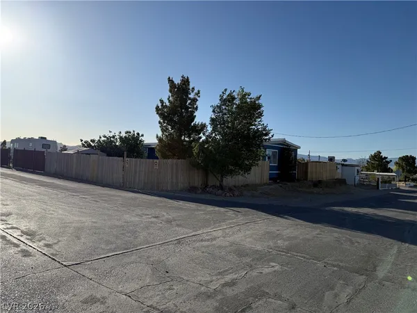 $220,000 | 975 Sky Road, Indian Springs, NV 89018