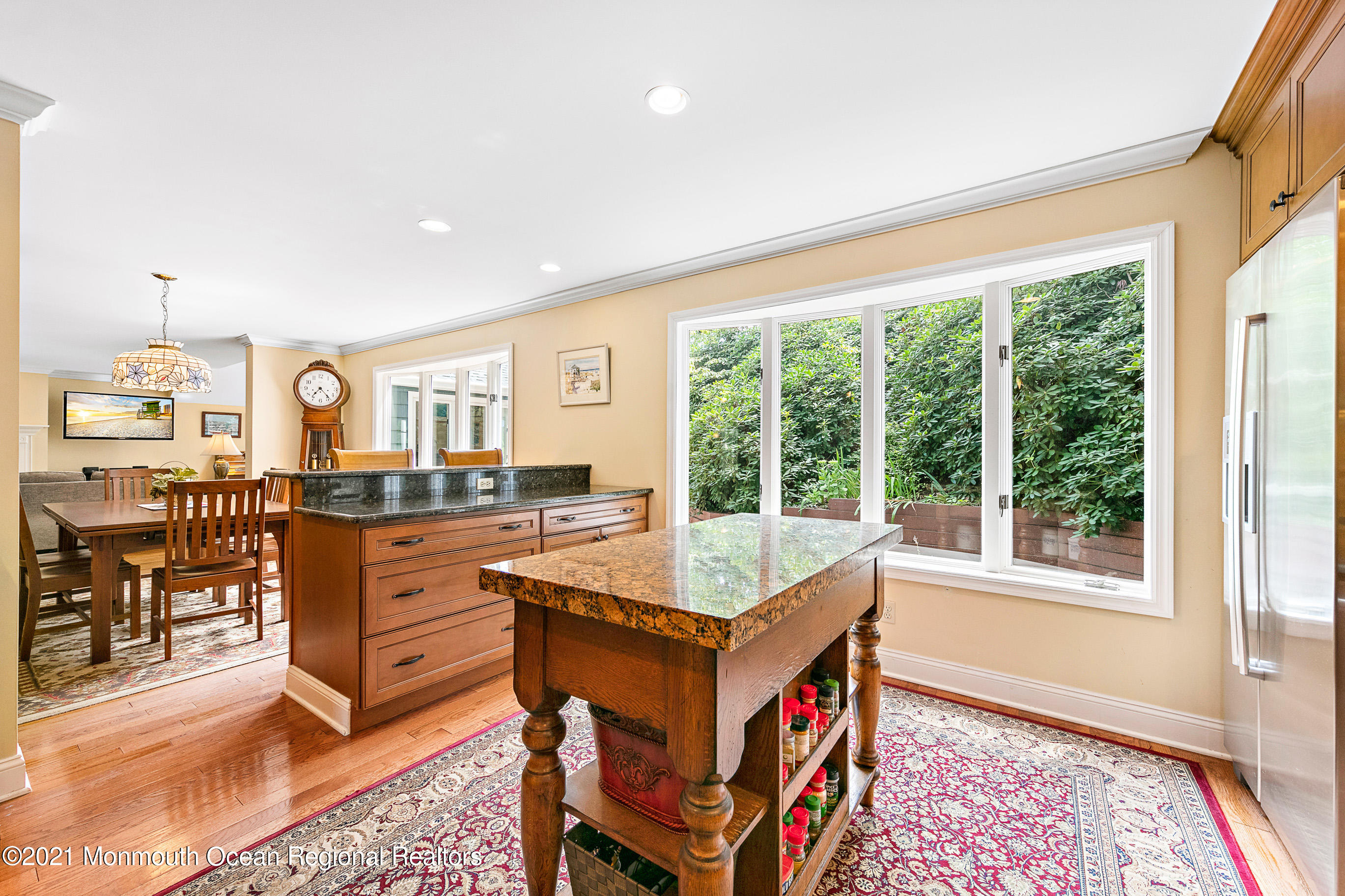 556 Albermarle Road Brick, NJ 08724 - Photo 30 of 60 Recently Remodeled Kitchen!