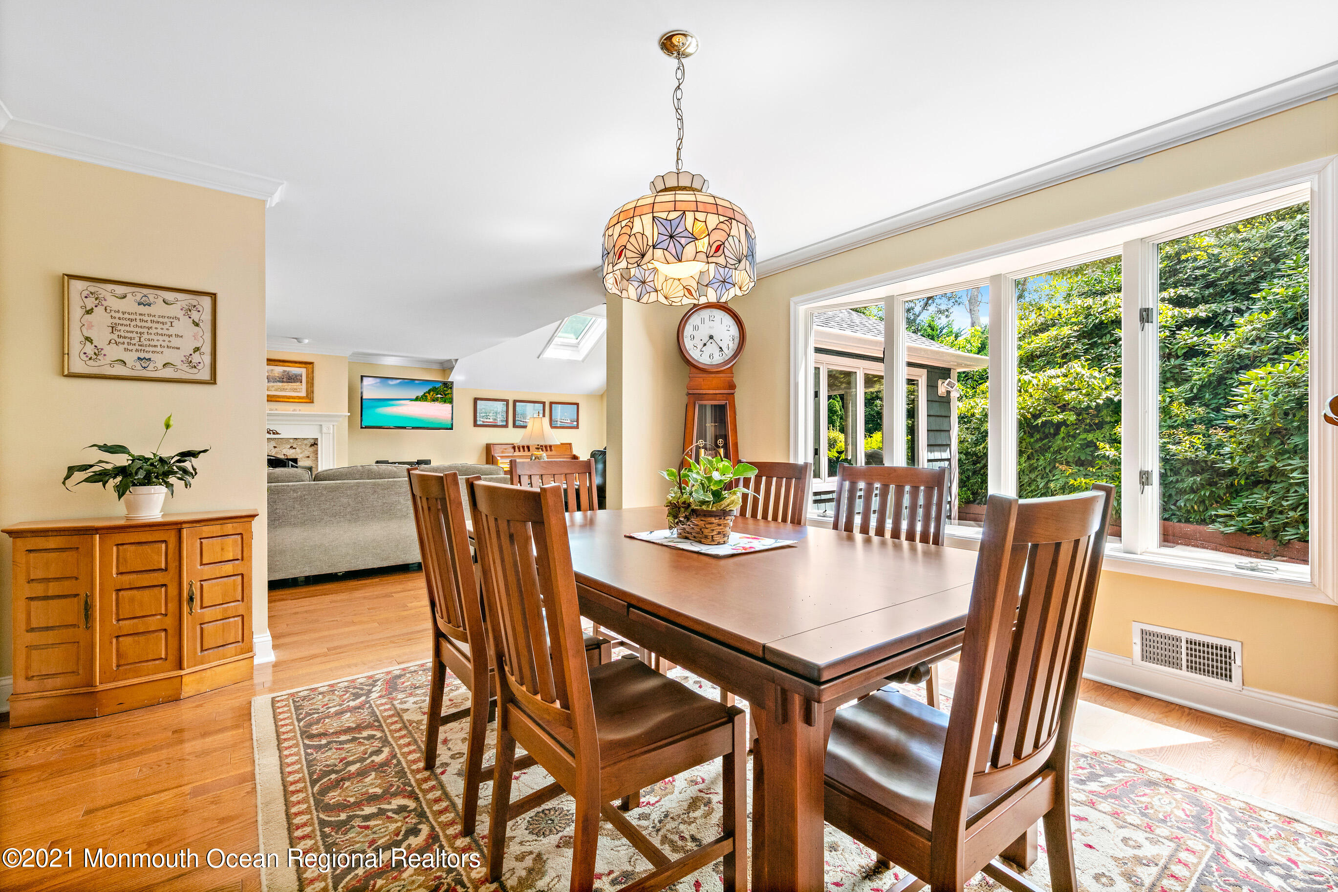 556 Albermarle Road Brick, NJ 08724 - Photo 33 of 60 Dining Room