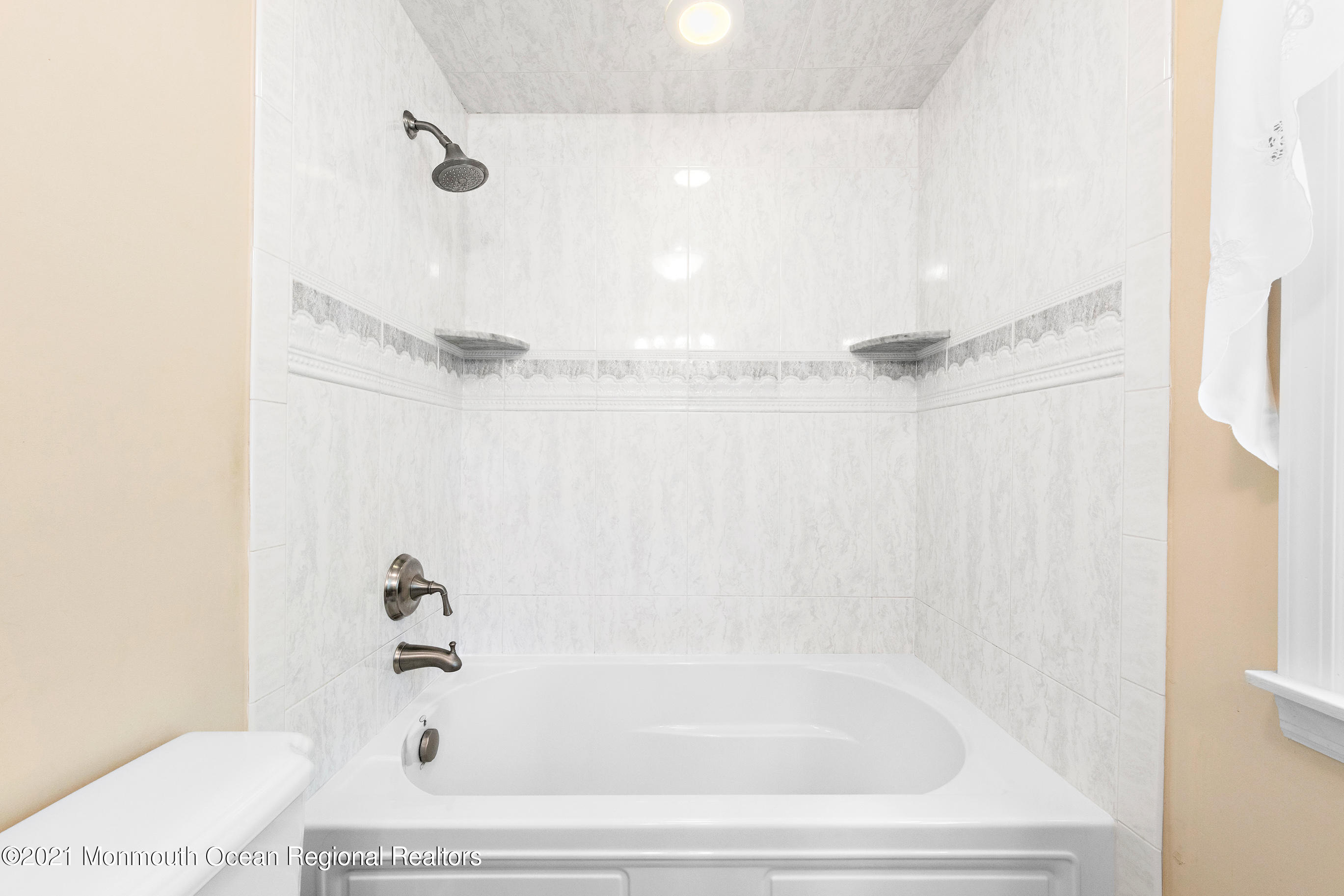 556 Albermarle Road Brick, NJ 08724 - Photo 48 of 60 2nd Floor Hallway Bathroom