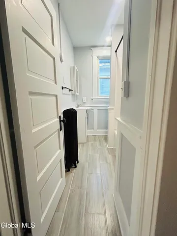 $1,950 | Undisclosed Address, Albany, NY 12202