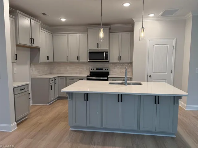 $399,990 | 206 Oakdale Frst Court, Jamestown, NC 27282