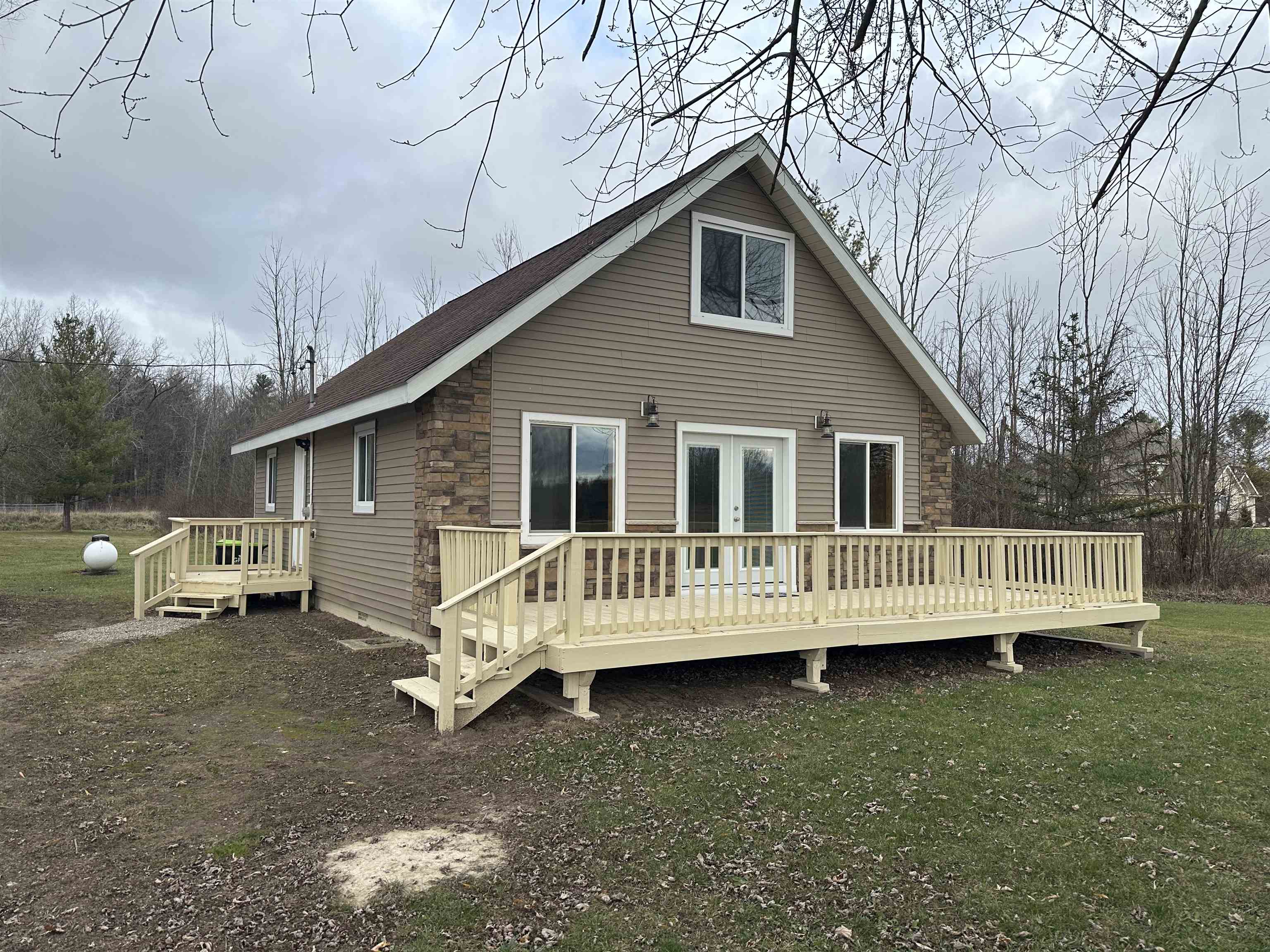 2222 Pine River Road Standish, MI 48658 - Photo 2 of 43