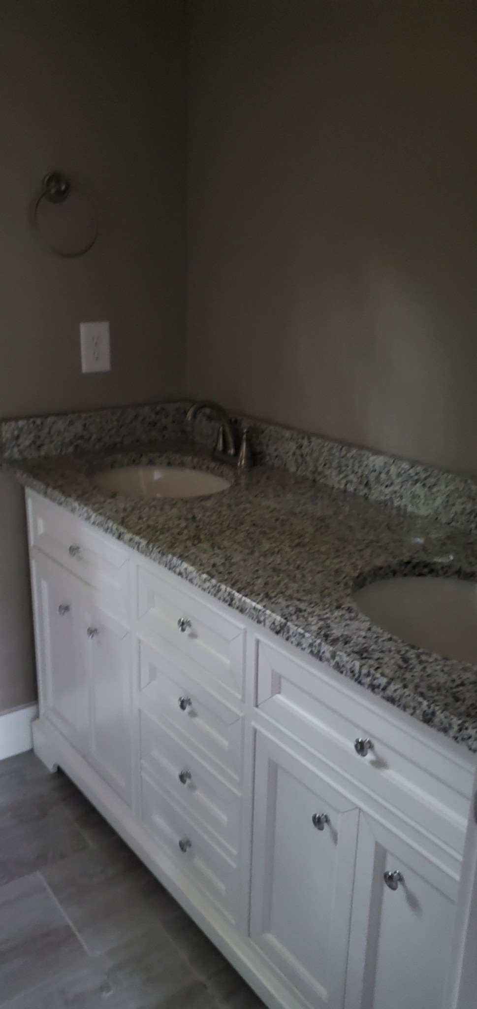 678 Hog Back Ridge Road Bethpage, TN 37022 - Photo 7 of 9 a view of a sink