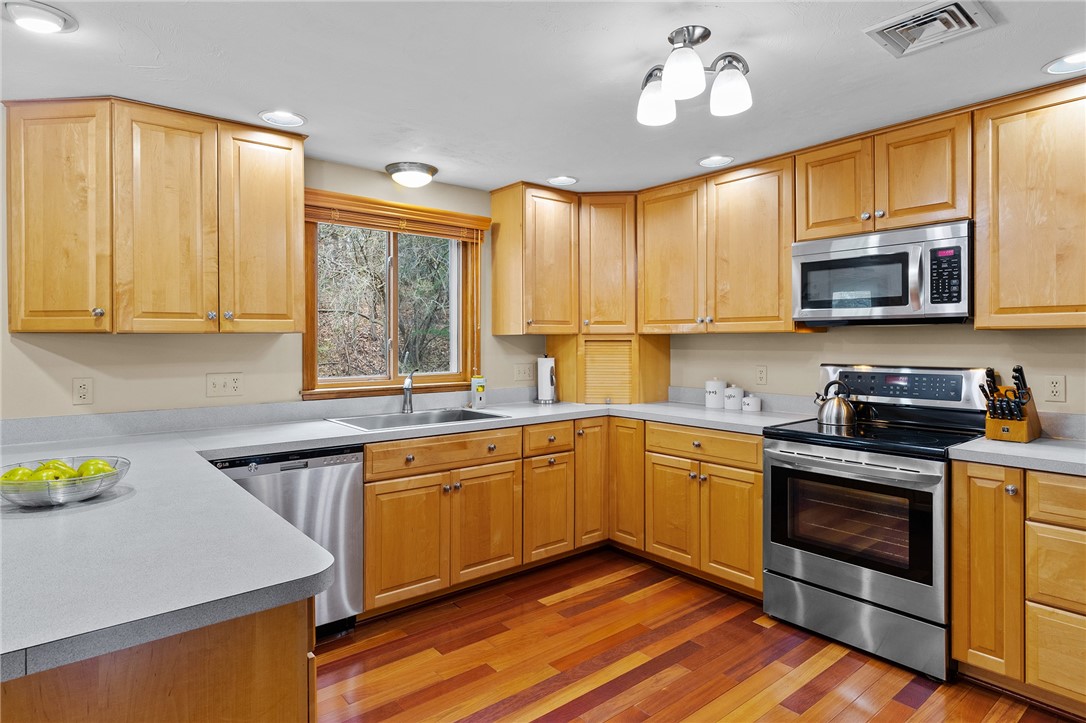 35 Cosma Road Easton, MA 02356 - Photo 2 of 43 Gallery Image 2