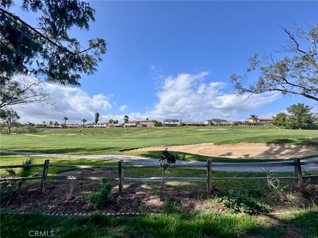 38901 Pso Corta Murrieta, CA 92563 - Photo 48 of 51 a view of a garden with an outdoor space