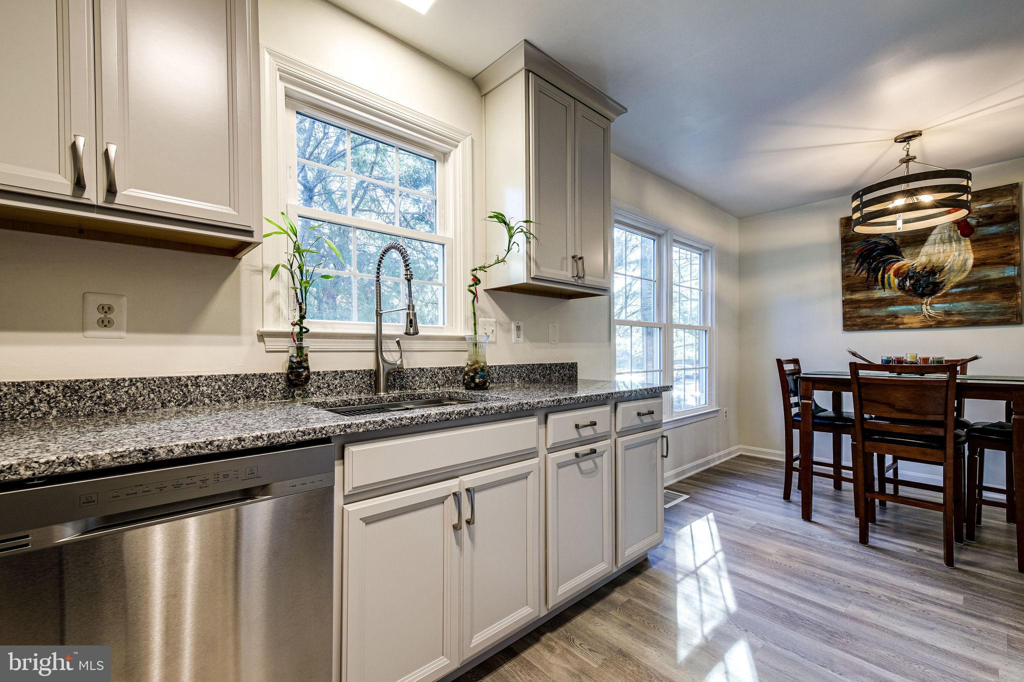 105 Rees Place Falls Church, VA 22046 - Photo 13 of 60 Kitchen / Dining Room Area