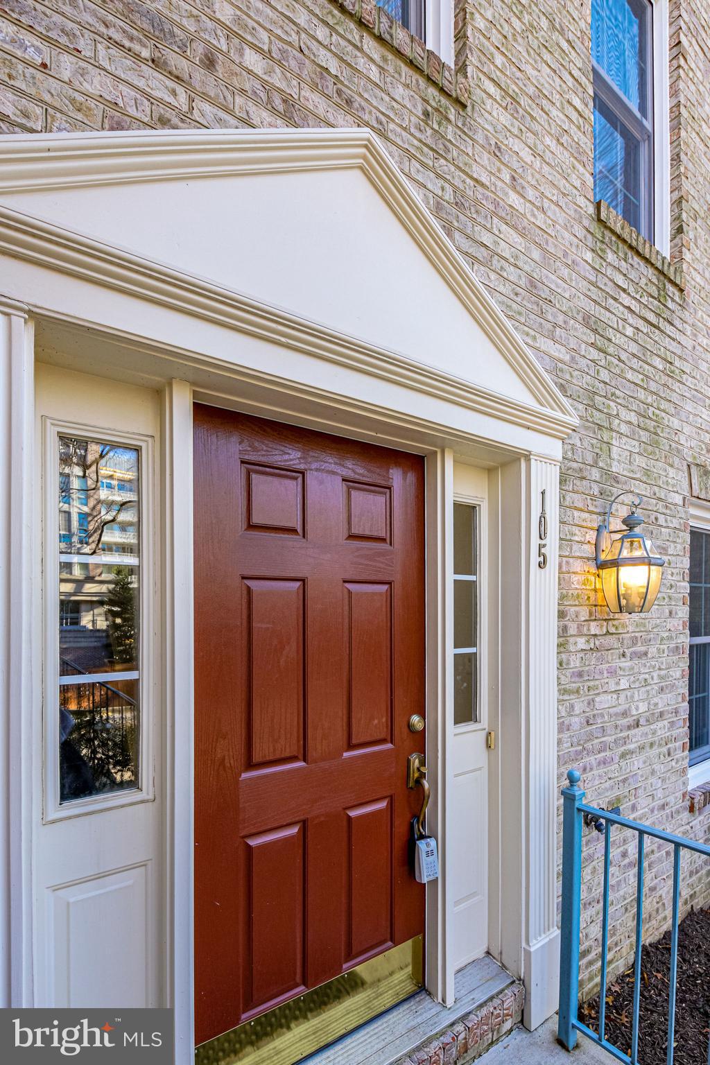 105 Rees Place Falls Church, VA 22046 - Photo 4 of 60 Door w/ Gorgeous Frame & Sidelight Windows